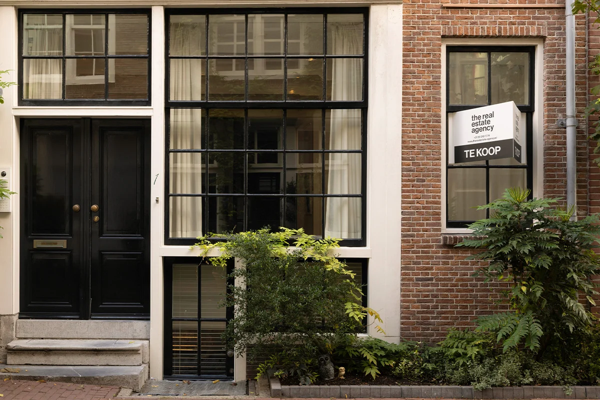 Verkoopmakelaar met maximale zichtbaarheid